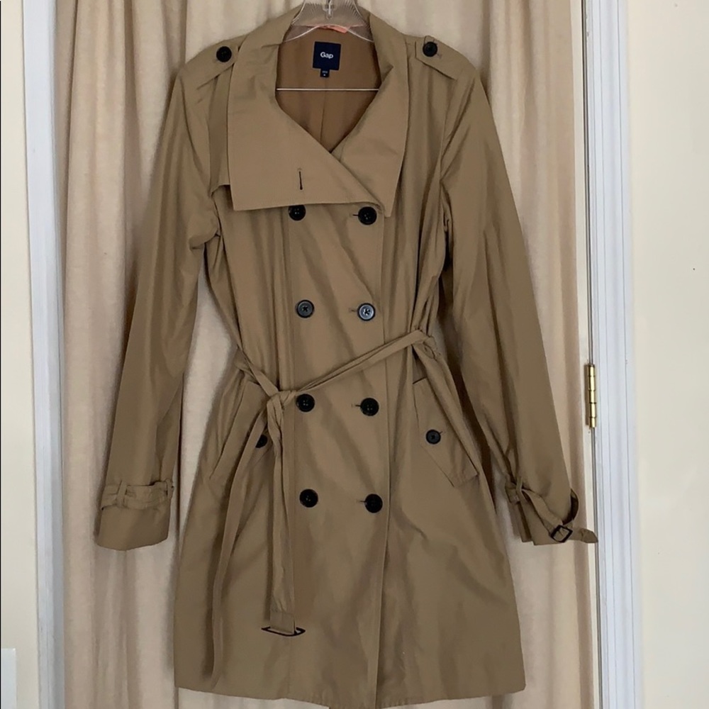 Gap trench coat